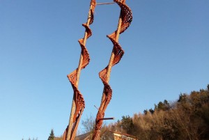 Gartenfackel in Spiraltechnik