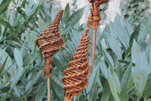 Gartenstecker in Rasseltechnik